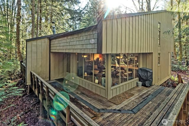 Property photo for 731 E Promontory Road, Shelton