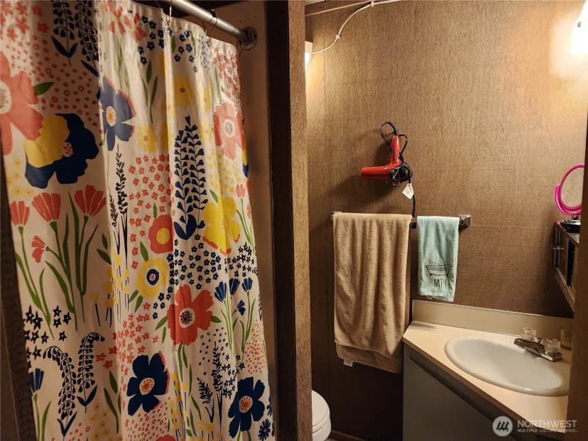 Property photo for 731 E Promontory Road, Shelton photo 23
