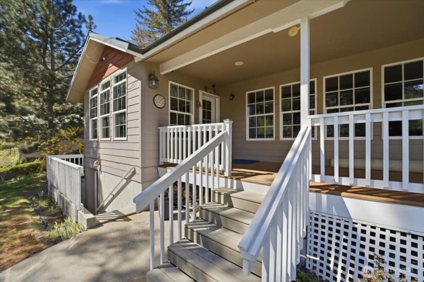 Property photo for 8831 Entiat River Road, Entiat photo 37