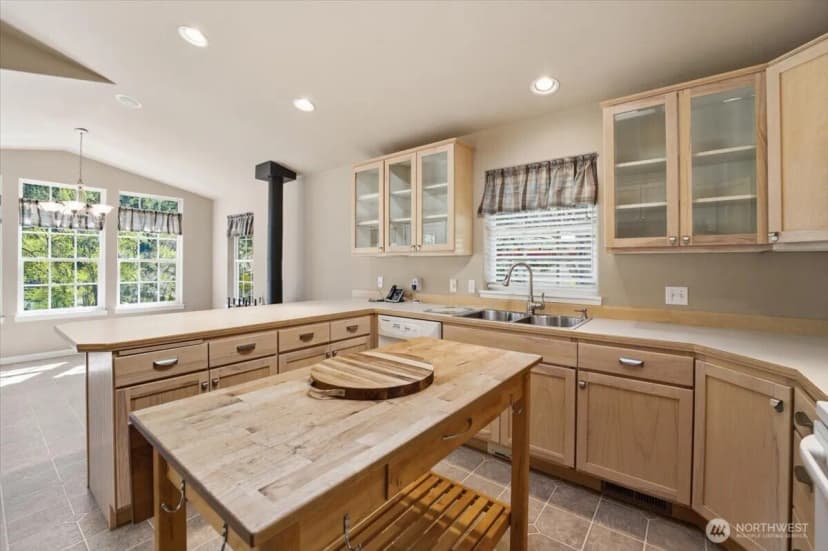 Property photo for 8831 Entiat River Road, Entiat photo 12
