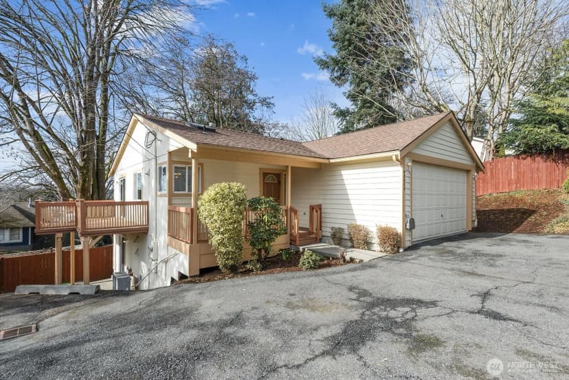 Property photo for 4846 B S Morgan Street, Seattle photo 2