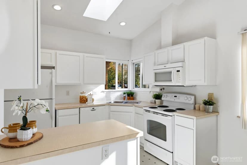 Property photo for 4846 B S Morgan Street, Seattle photo 10