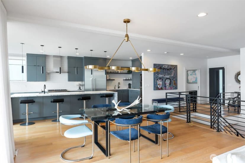Property photo for 7734 Seward Park Avenue S, Seattle photo 13