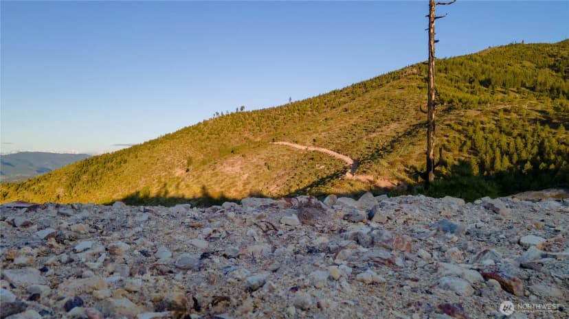 Property photo for 1 Usfs 5350, Chelan photo 3