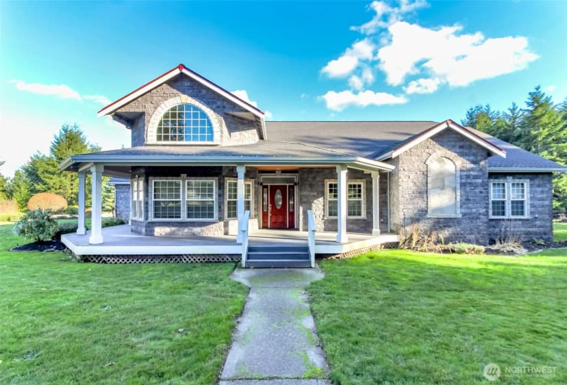 Property photo for 31117 48th Avenue S, Roy photo 2