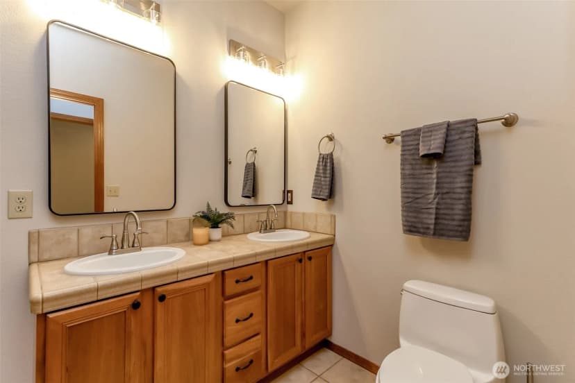 Property photo for 31117 48th Avenue S, Roy photo 35