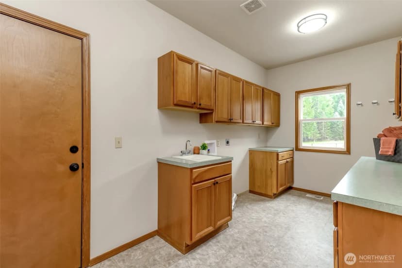 Property photo for 31117 48th Avenue S, Roy photo 39