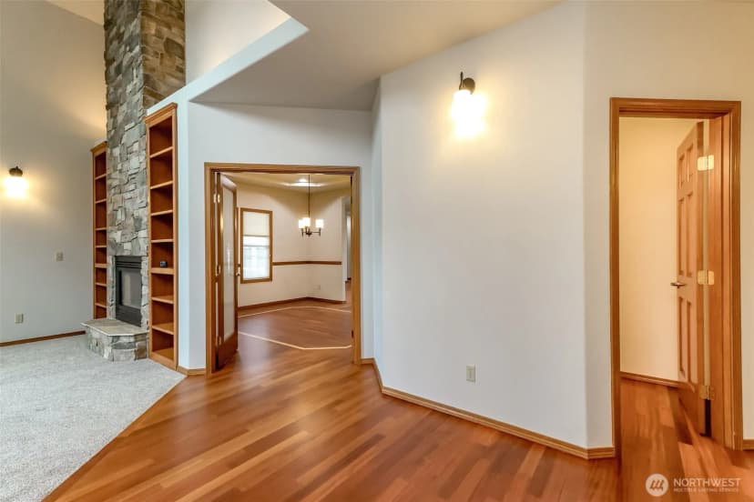Property photo for 31117 48th Avenue S, Roy photo 13