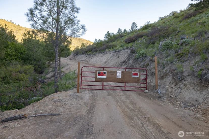 Property photo for 4 Usfs 5350, Chelan photo 9
