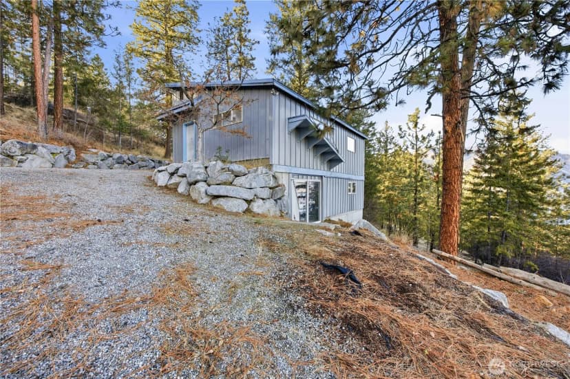 Property photo for 985 Guffy Road, Chelan photo 28