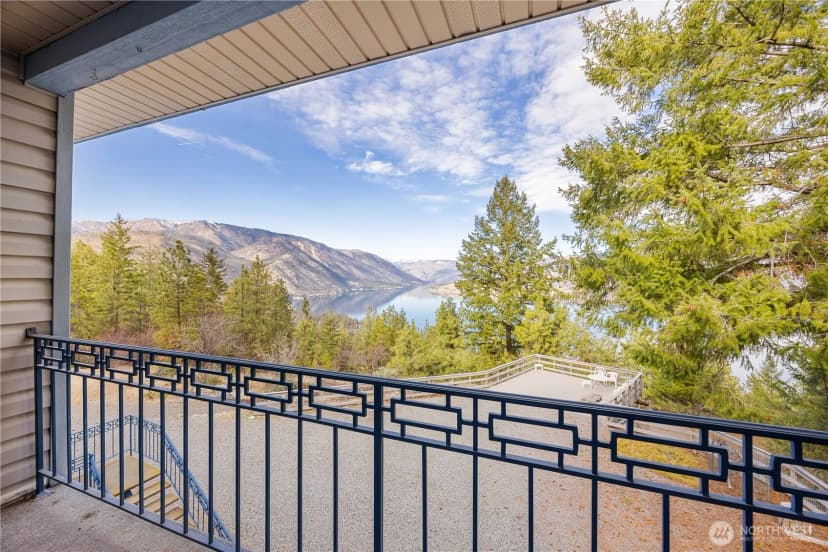 Property photo for 985 Guffy Road, Chelan photo 22