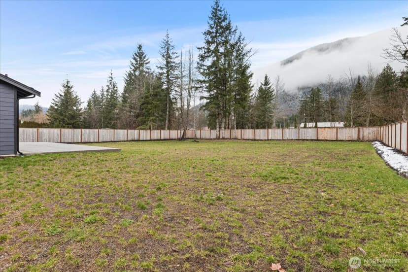 Property photo for 428 Trails St, Darrington photo 31