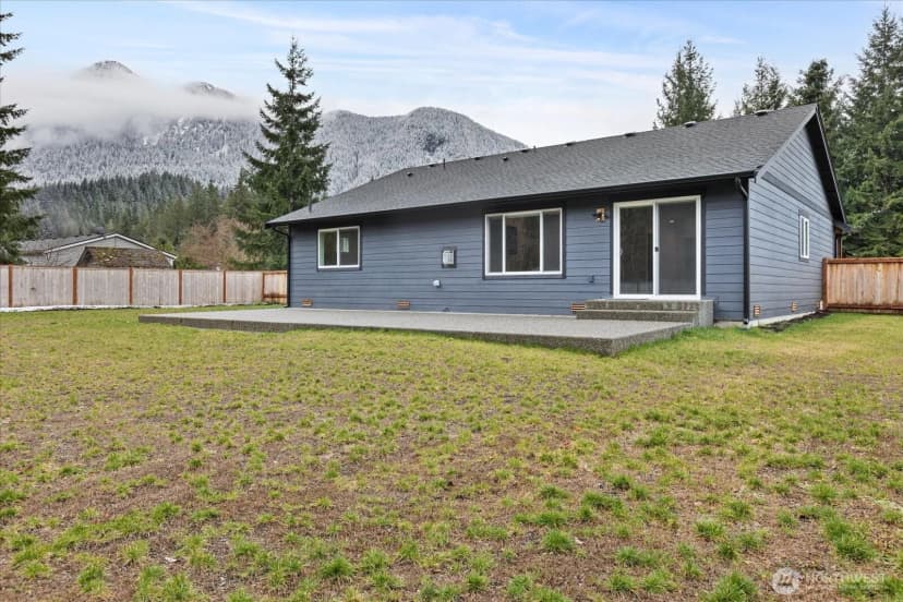 Property photo for 428 Trails St, Darrington photo 28