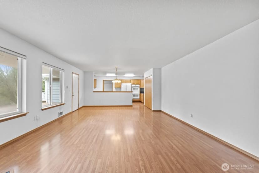 Property photo for 15326 Scenic Shores Drive Se, Yelm photo 14