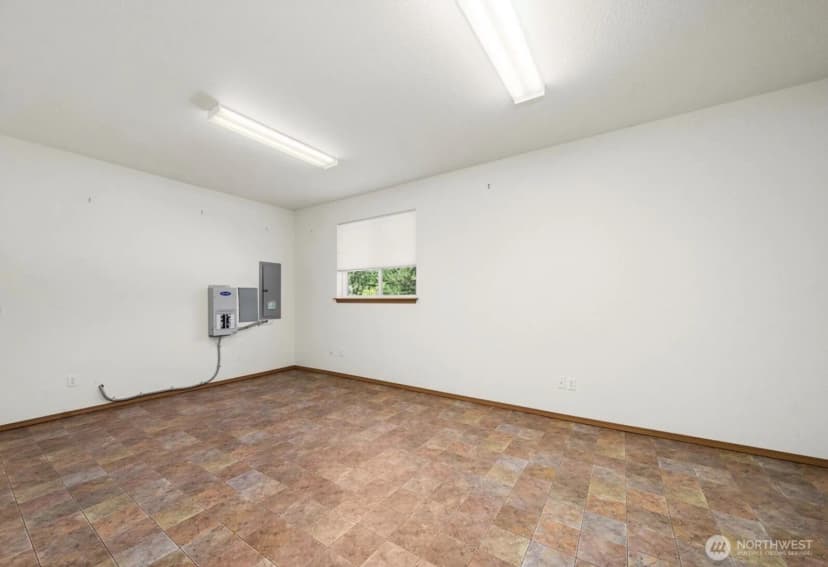 Property photo for 15326 Scenic Shores Drive Se, Yelm photo 19