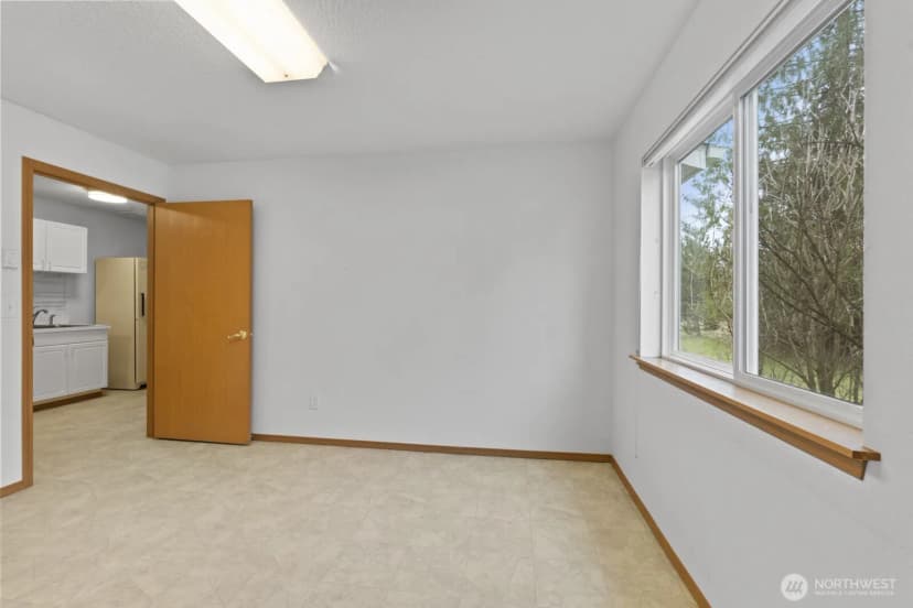 Property photo for 15326 Scenic Shores Drive Se, Yelm photo 17