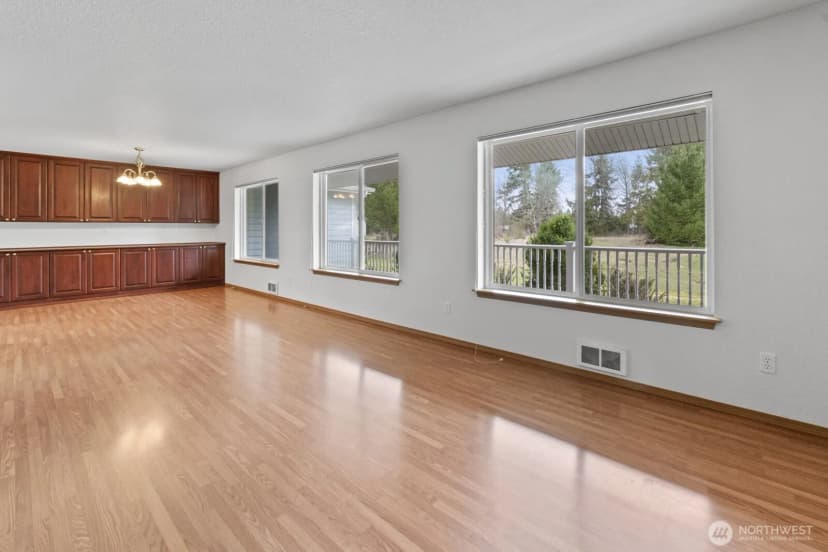 Property photo for 15326 Scenic Shores Drive Se, Yelm photo 6