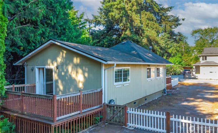 Property photo for 622 2nd Avenue S, Kent photo 22