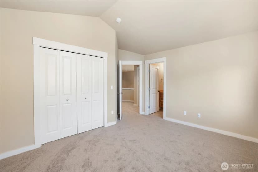 Property photo for 3907 Cameron Drive Ne, Lacey photo 28