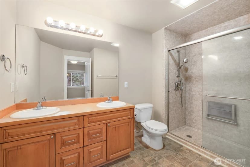 Property photo for 3907 Cameron Drive Ne, Lacey photo 26