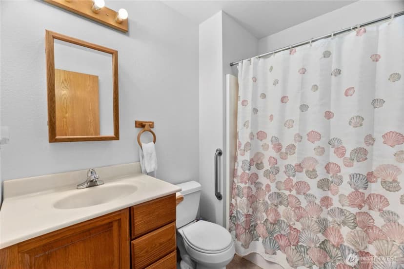 Property photo for 266 Third Street, Morton photo 13