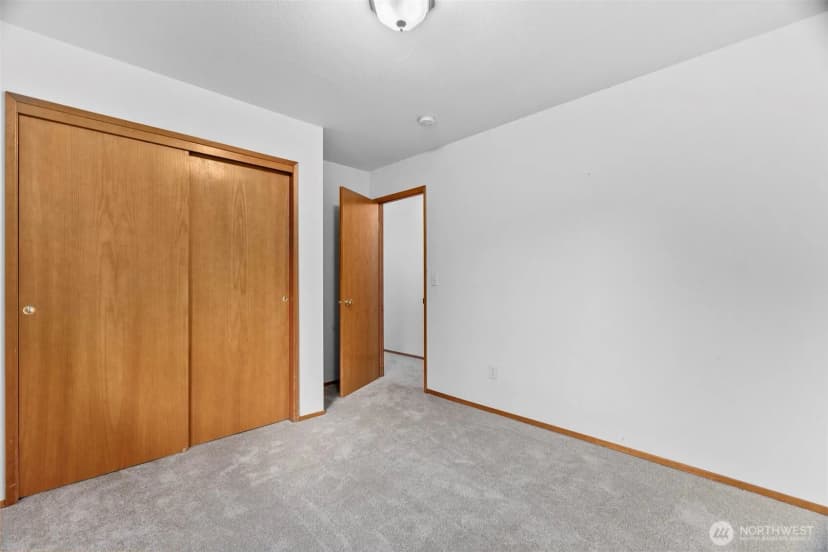 Property photo for 266 Third Street, Morton photo 15
