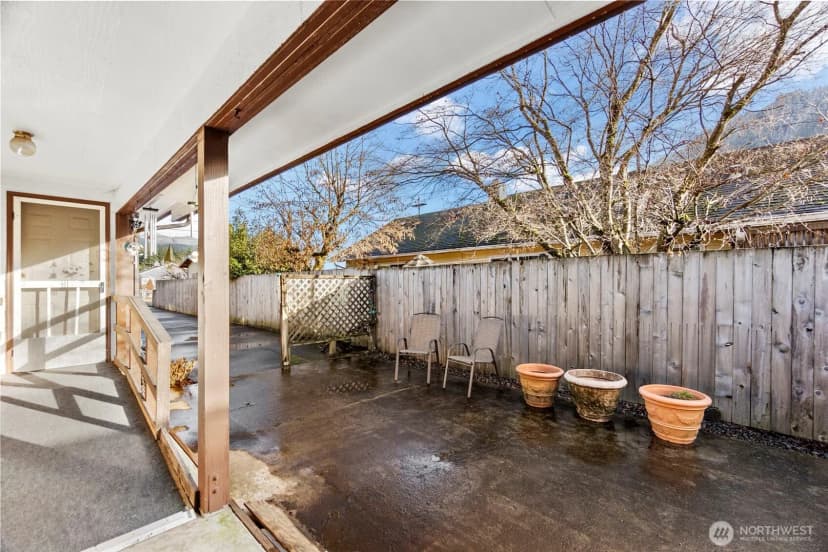 Property photo for 266 Third Street, Morton photo 23