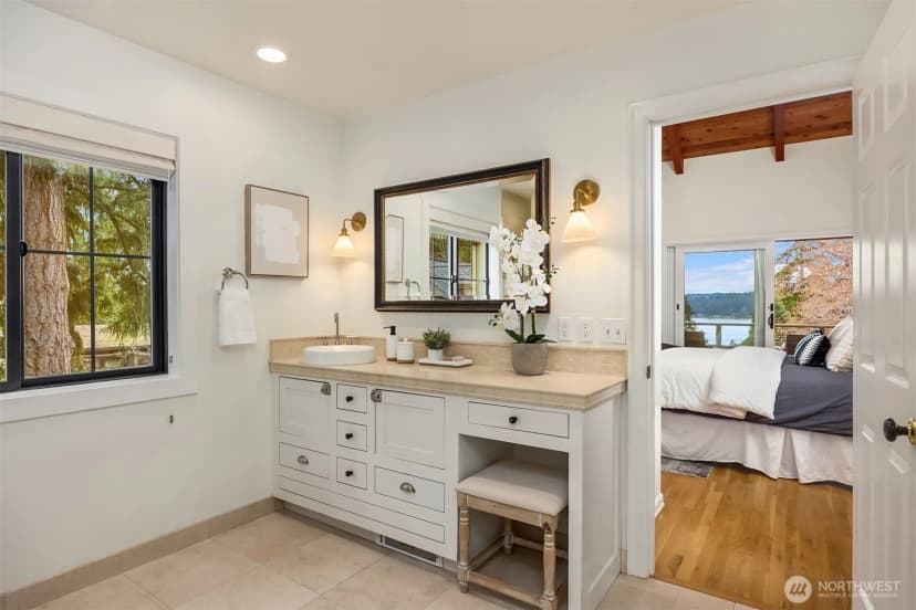 Property photo for 15451 Harvey Road Ne, Bainbridge Island photo 24
