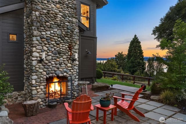 Property photo for 15451 Harvey Road Ne, Bainbridge Island