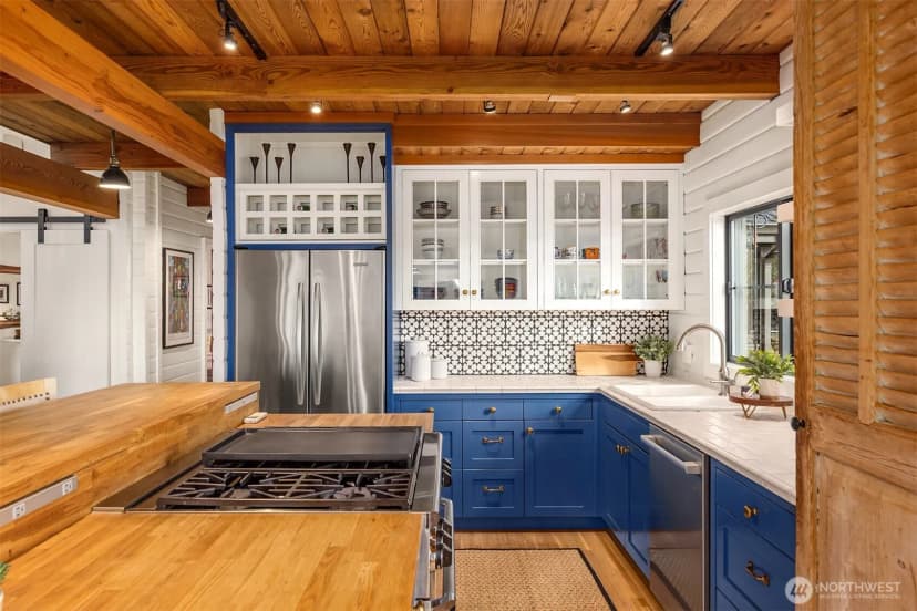 Property photo for 15451 Harvey Road Ne, Bainbridge Island photo 12