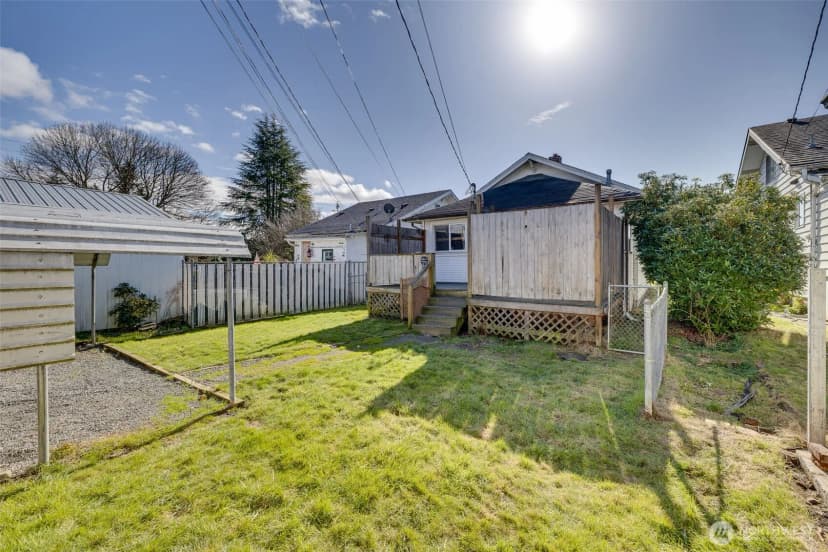 Property photo for 3015 Victor Place, Everett photo 19