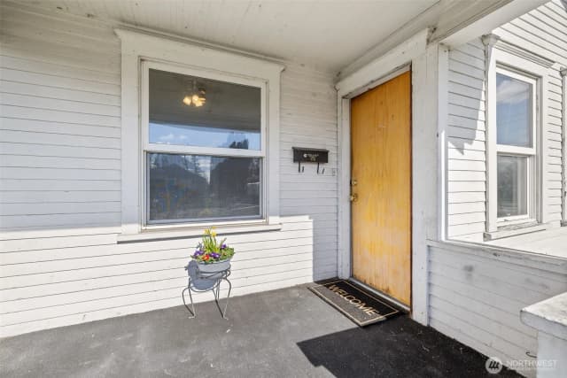 Property photo for 3015 Victor Place, Everett photo 4