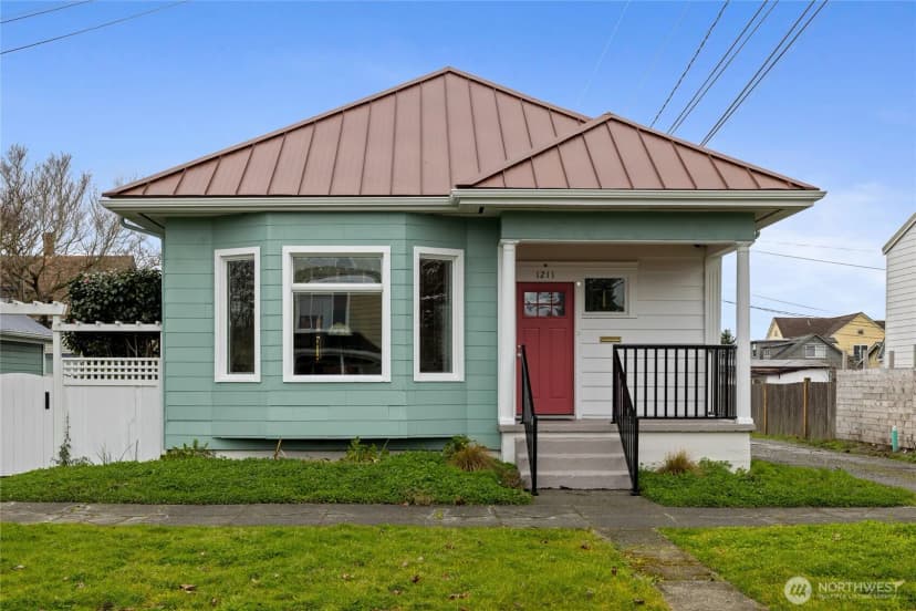 Property photo for 1211 S 17th Street, Tacoma photo 5