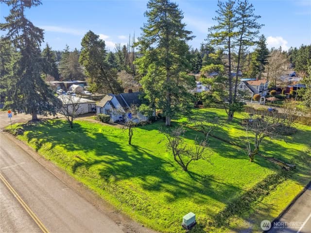 Property photo for 13002 10th Avenue S, Tacoma photo 5