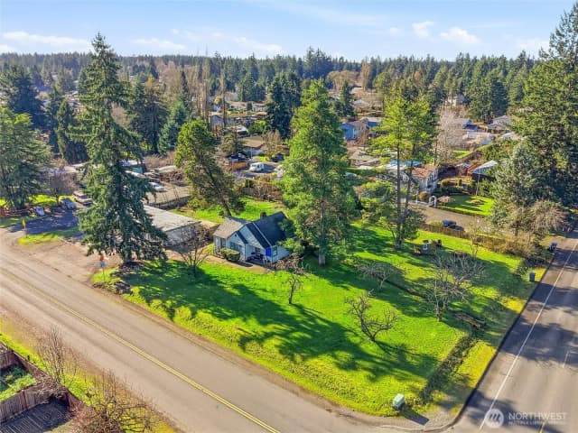 Property photo for 13002 10th Avenue S, Tacoma photo 3