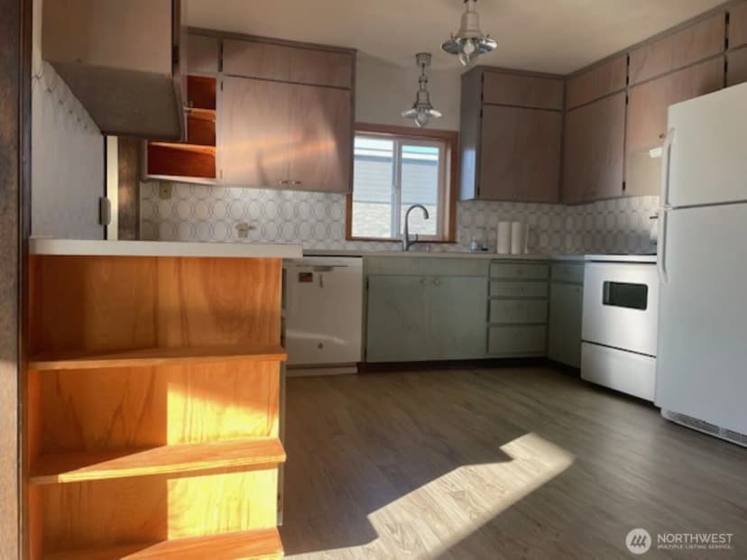 Property photo for 32914 G Street, Ocean Park photo 13