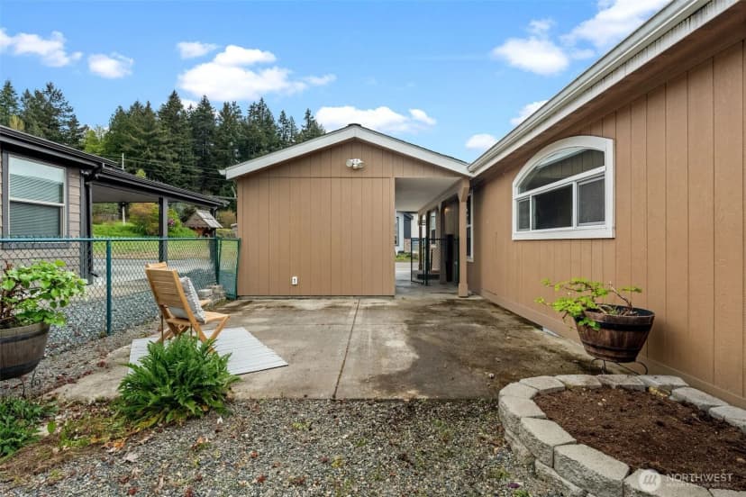 Property photo for 13814 21st Ave E, Tacoma photo 31