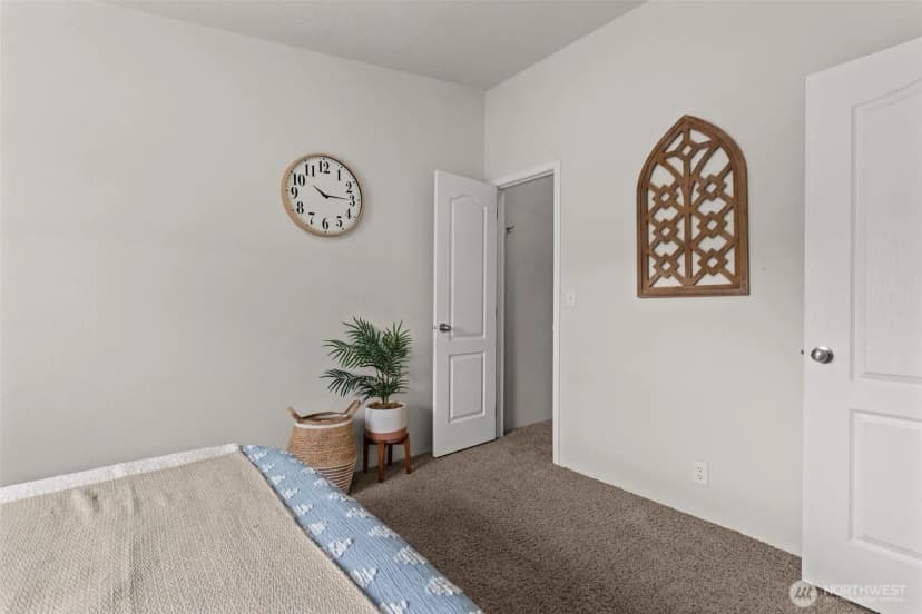 Property photo for 13814 21st Ave E, Tacoma photo 22