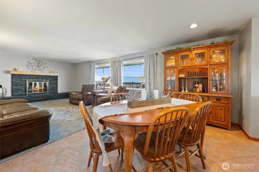 Property photo for 43 Crest Drive, Ephrata photo 9
