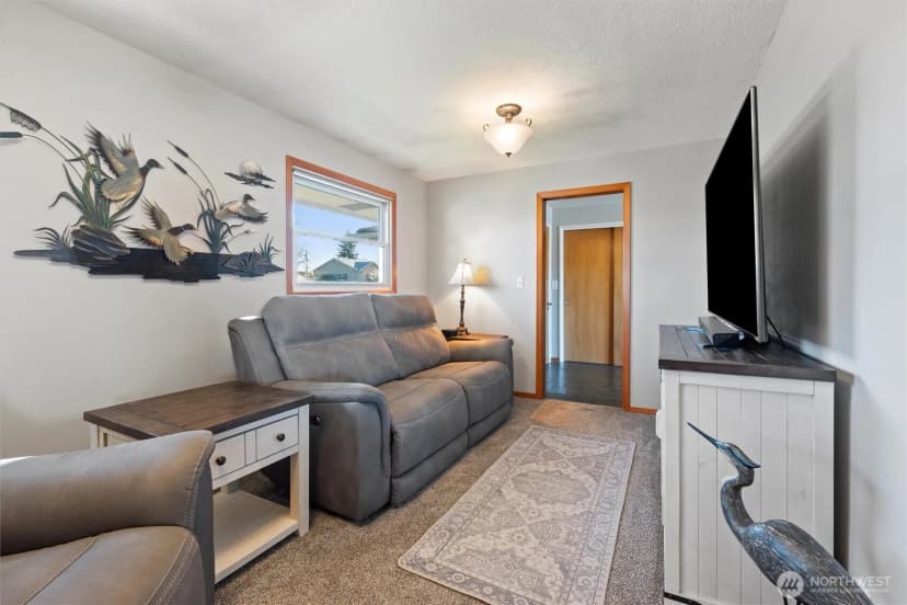 Property photo for 43 Crest Drive, Ephrata photo 16