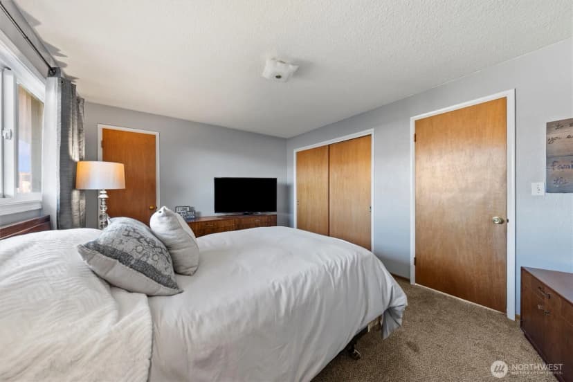 Property photo for 43 Crest Drive, Ephrata photo 19
