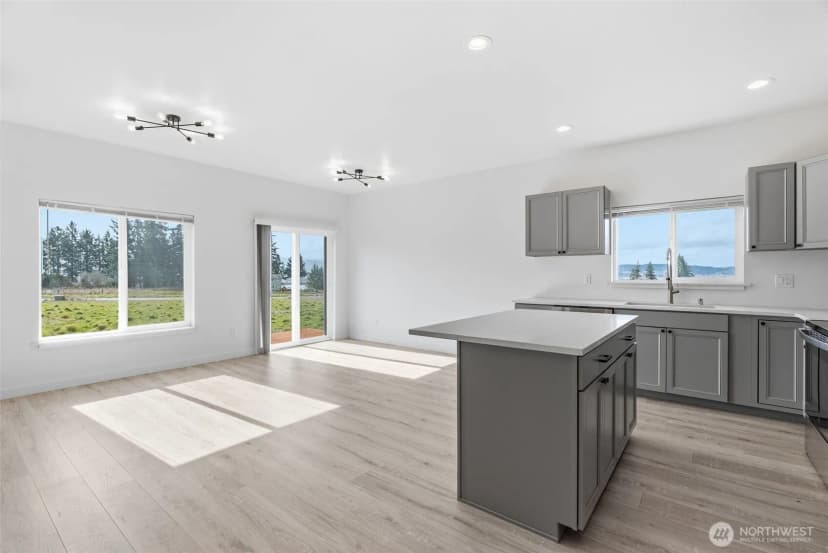 Property photo for 9 Anchor Way #b, Cathlamet photo 9