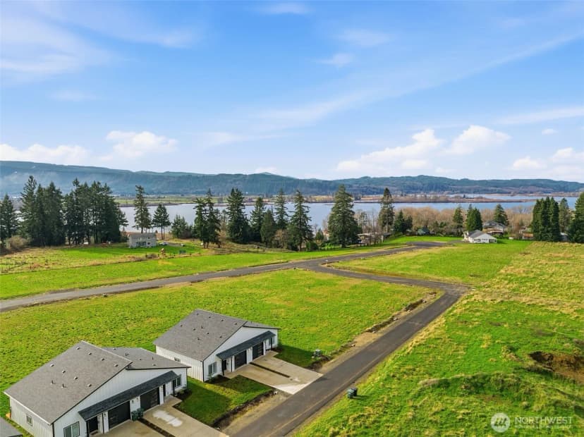 Property photo for 9 Anchor Way #b, Cathlamet photo 25