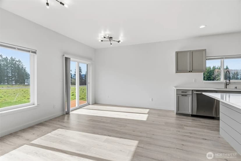 Property photo for 9 Anchor Way #b, Cathlamet photo 10