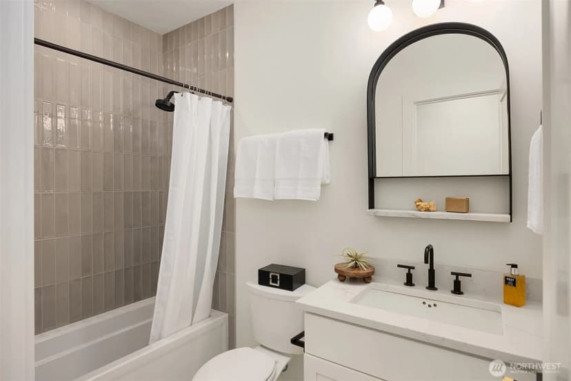Property photo for 6555 Ridge Lane Ne, Bainbridge Island photo 29