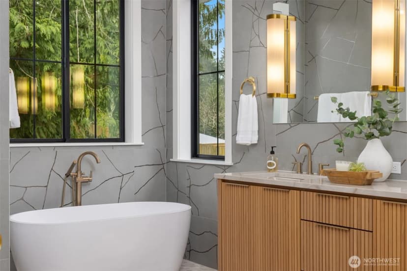 Property photo for 6555 Ridge Lane Ne, Bainbridge Island photo 21