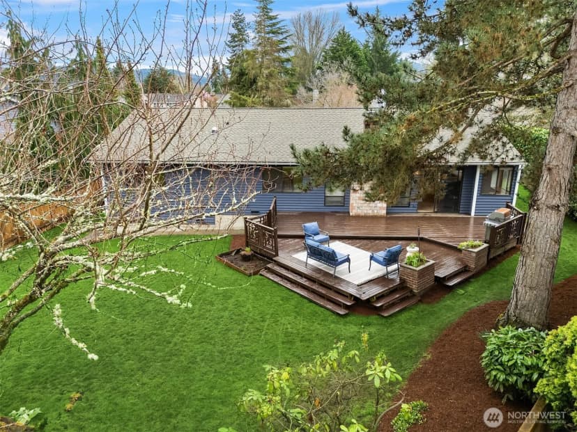 Property photo for 19202 Se 43rd Place, Issaquah photo 30