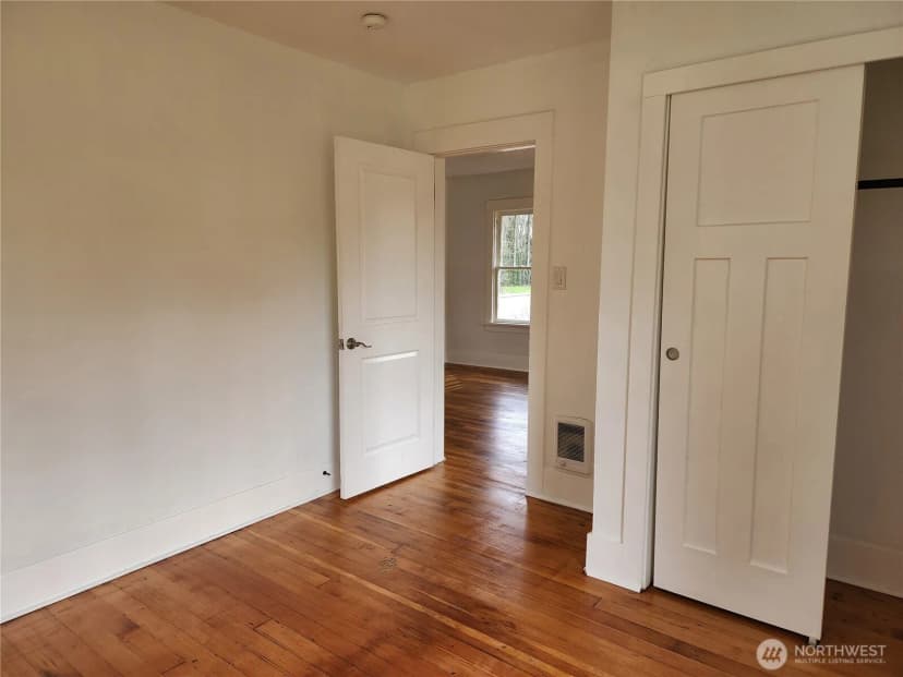 Property photo for 618 Fairmount Avenue, Shelton photo 7