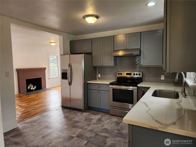 Property photo for 618 Fairmount Avenue, Shelton photo 9