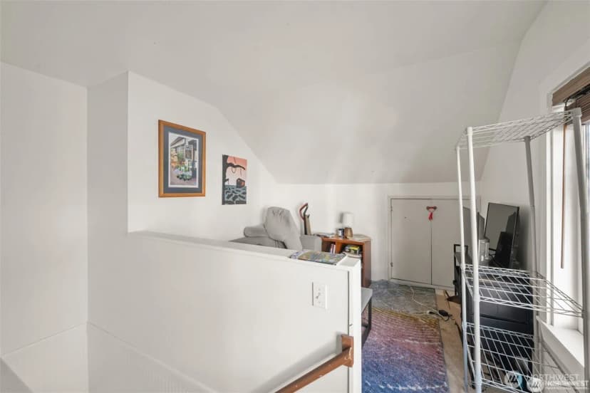 Property photo for 341 Ne 51st Street, Seattle photo 19